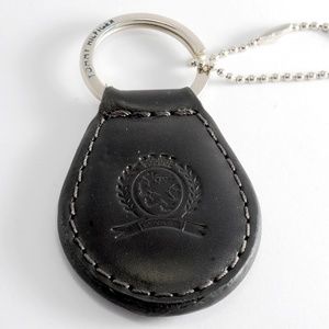 Tommy Hilfiger Blk Leather Emblem Crest Ke…
